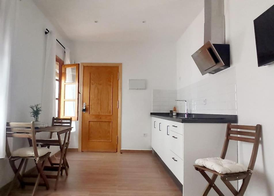 Limerencia: Tu Hogar En Este Blanco Pueblo Frigiliana Kültér fotó